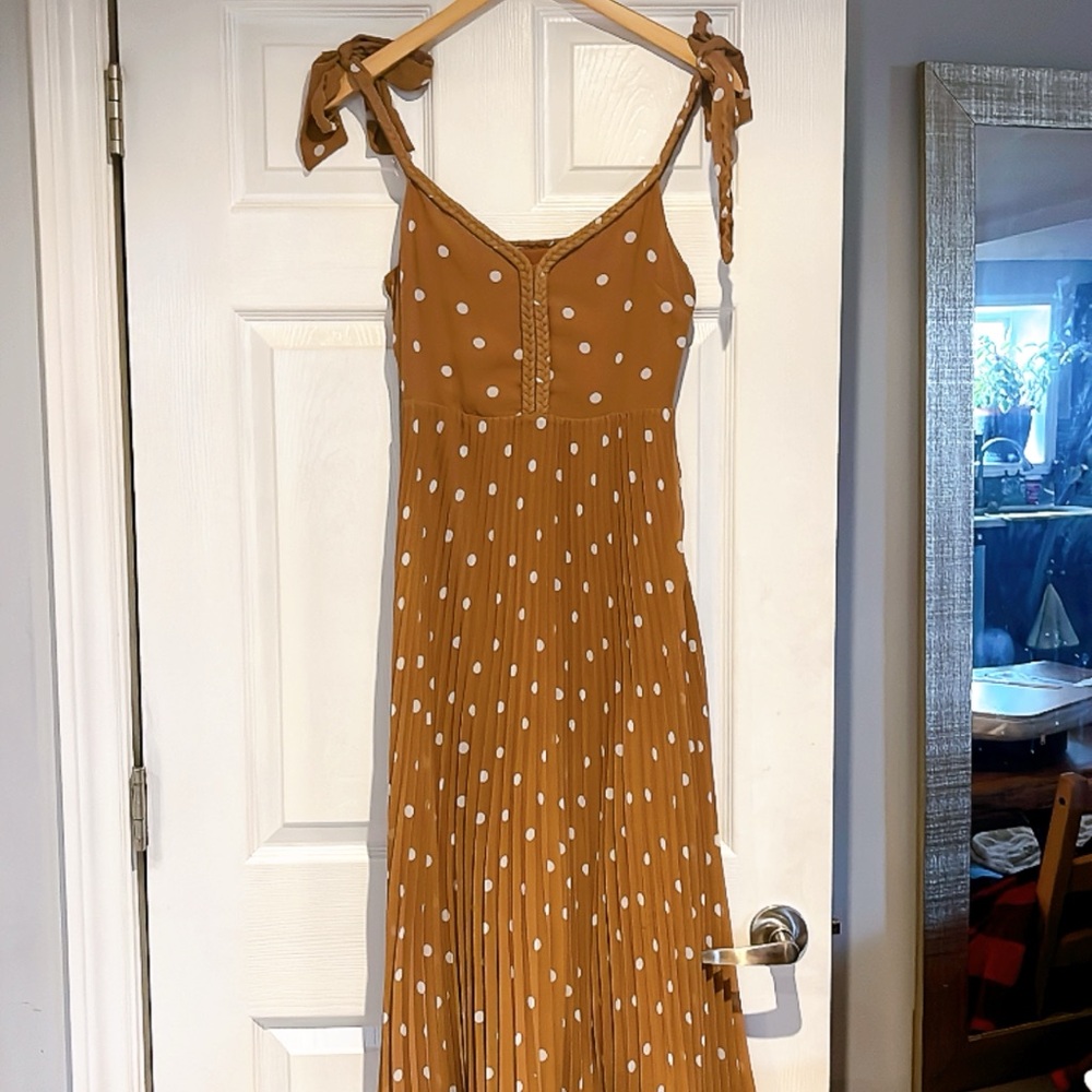 Sezane Nella Brown Polka Dot Tie-Shoulder Midi Dress - Picture 5 of 8